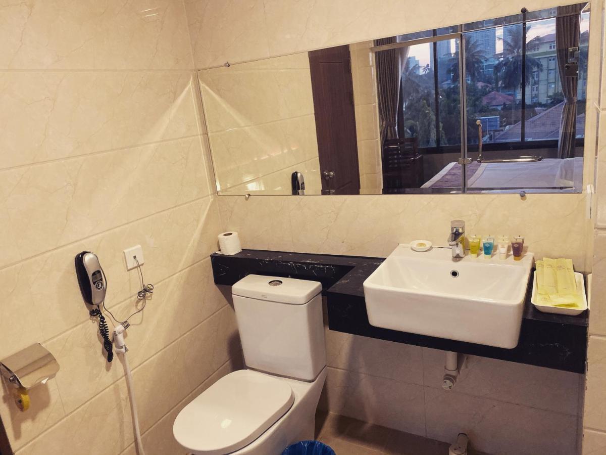 My Dream Hotel Yangon Esterno foto