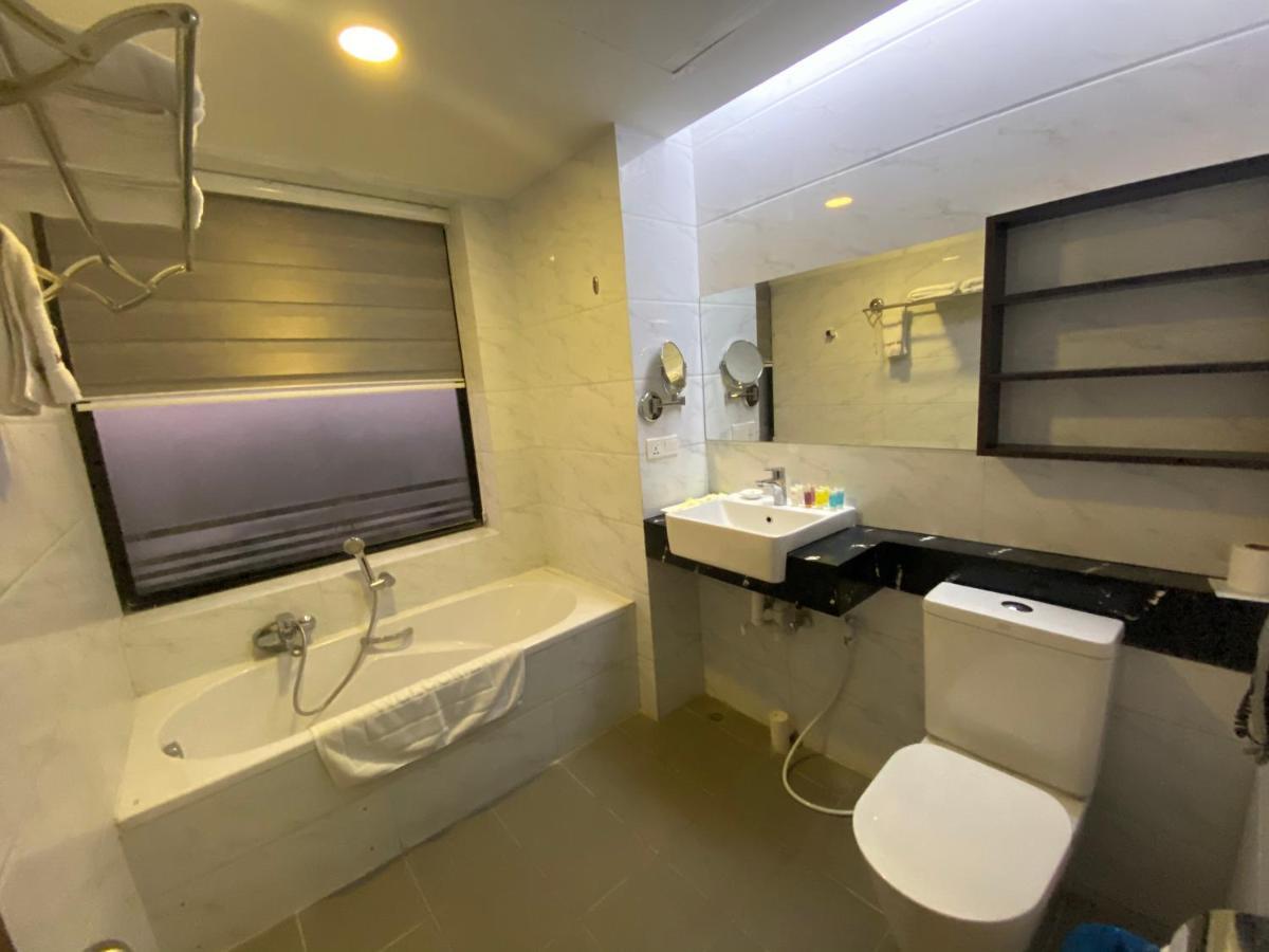 My Dream Hotel Yangon Esterno foto