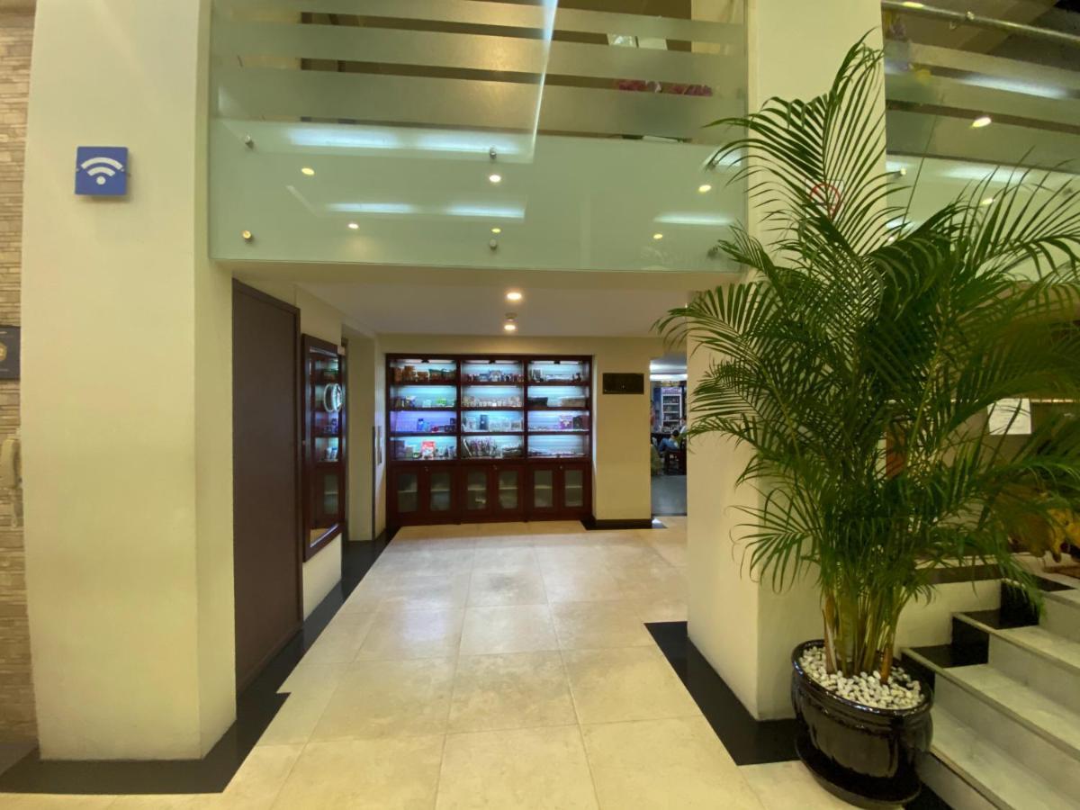My Dream Hotel Yangon Esterno foto